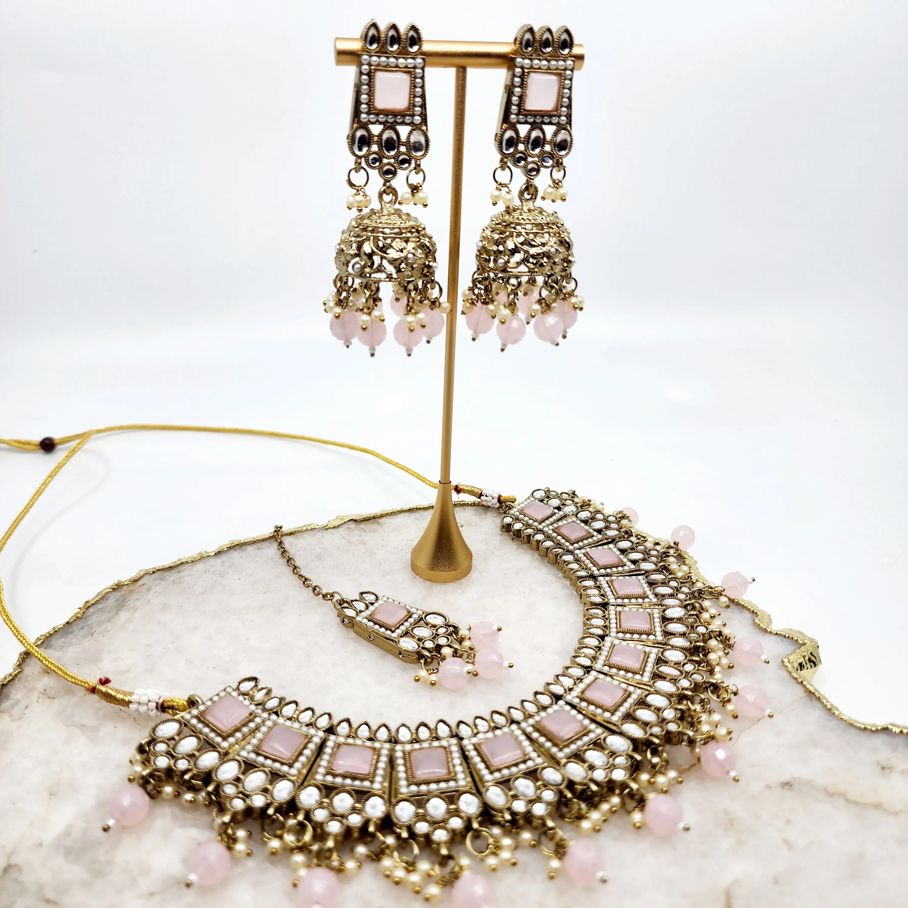 Indiya Necklace Set