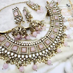 Indiya Necklace Set