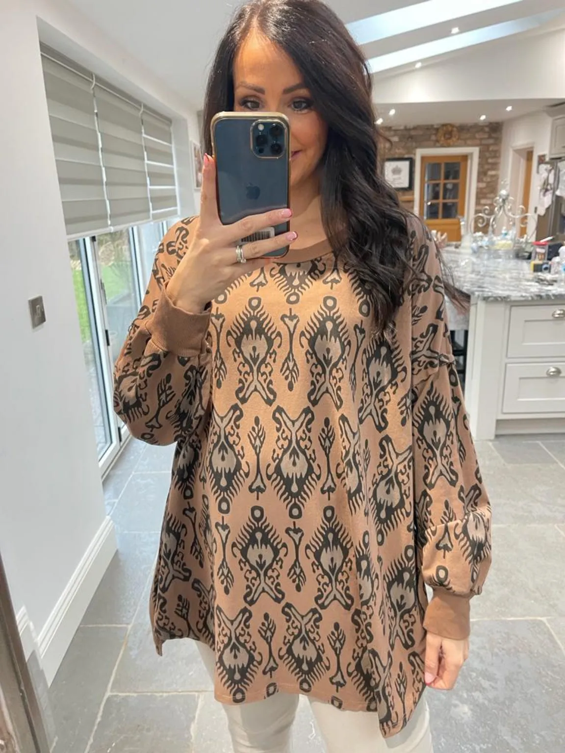 Long Sleeve Patterned Top Greta