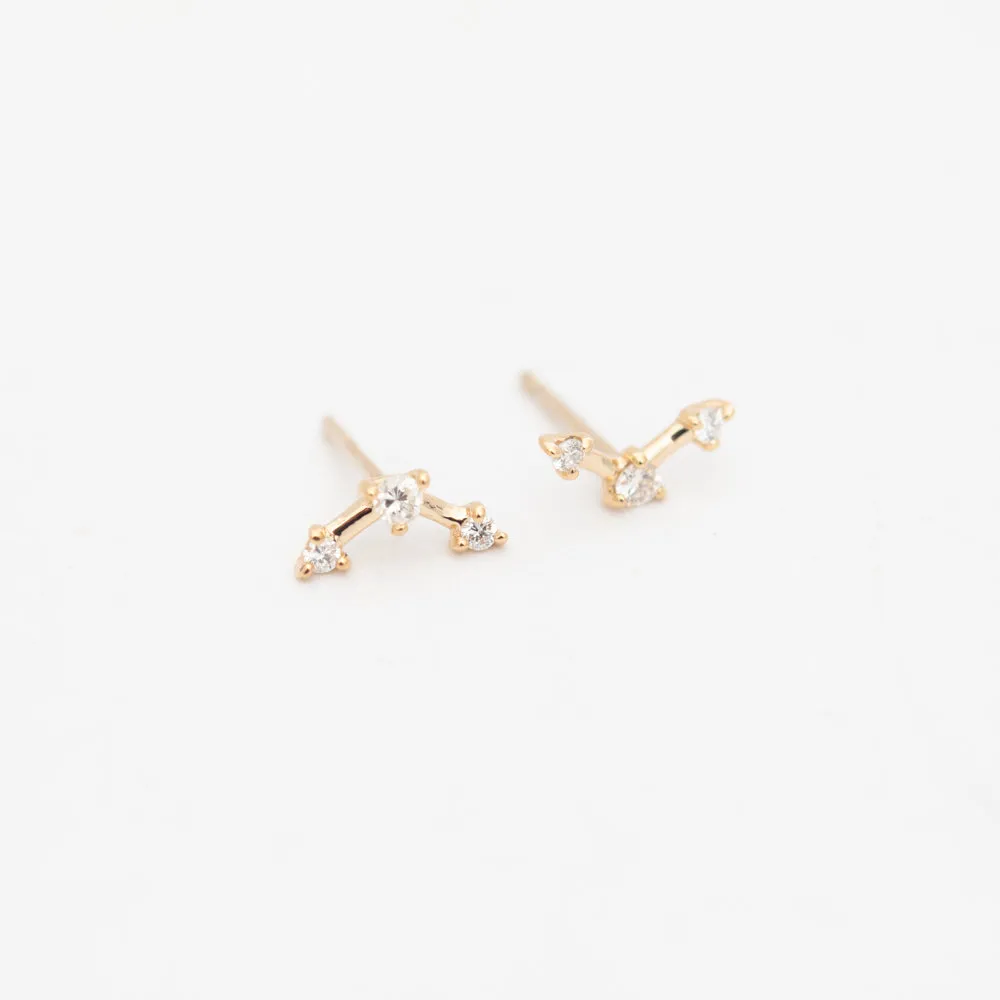 Mini Three-Step Point White Diamond Earrings