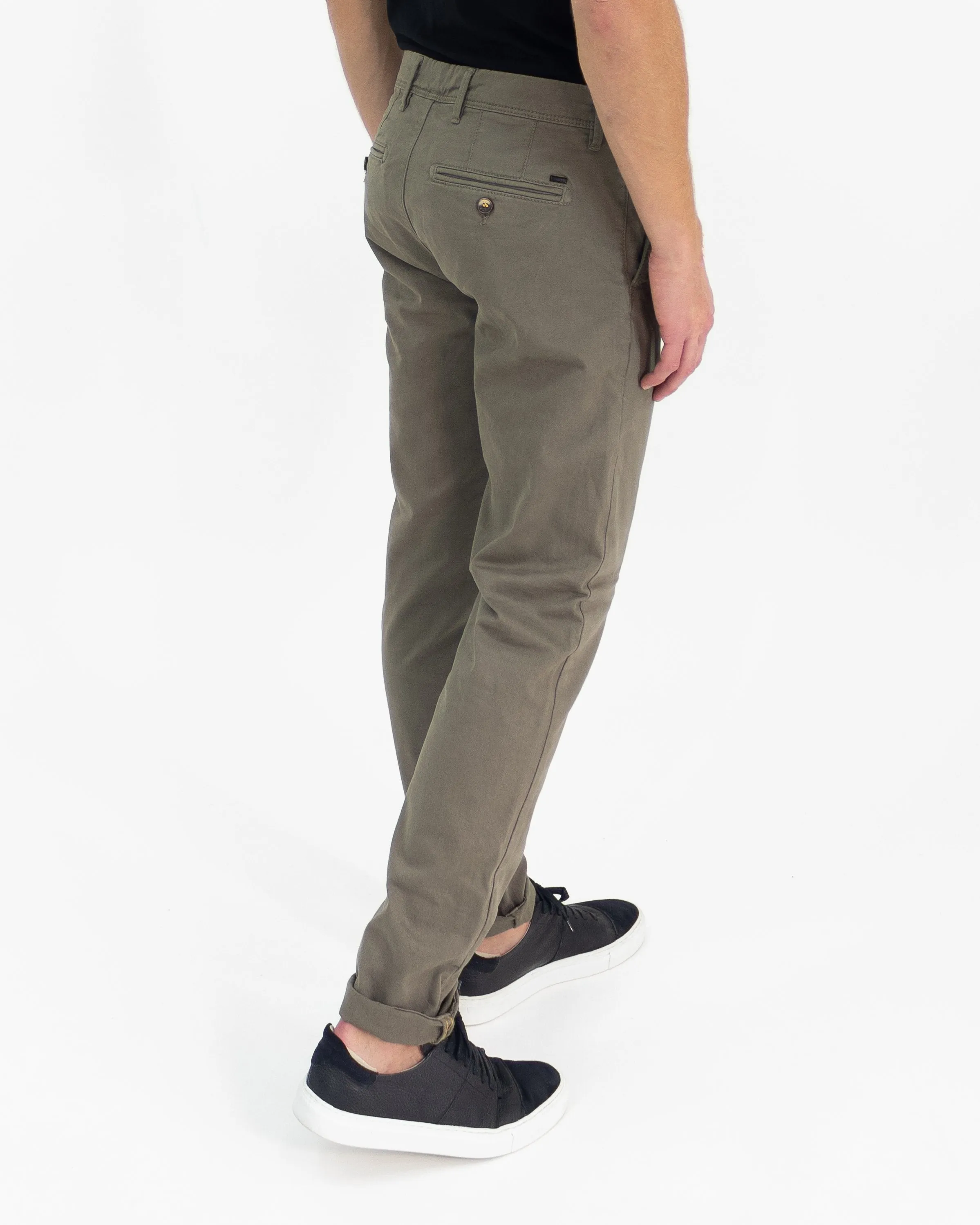 Pantalone slim gabardina