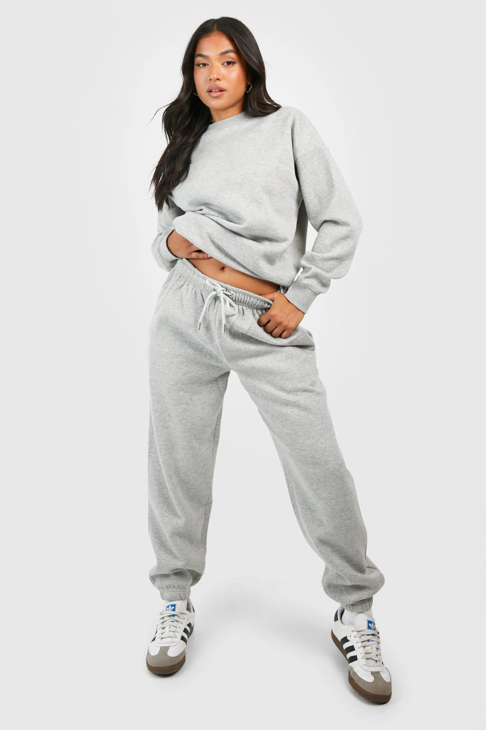 Petite Dsgn Studio Embroided Tracksuit