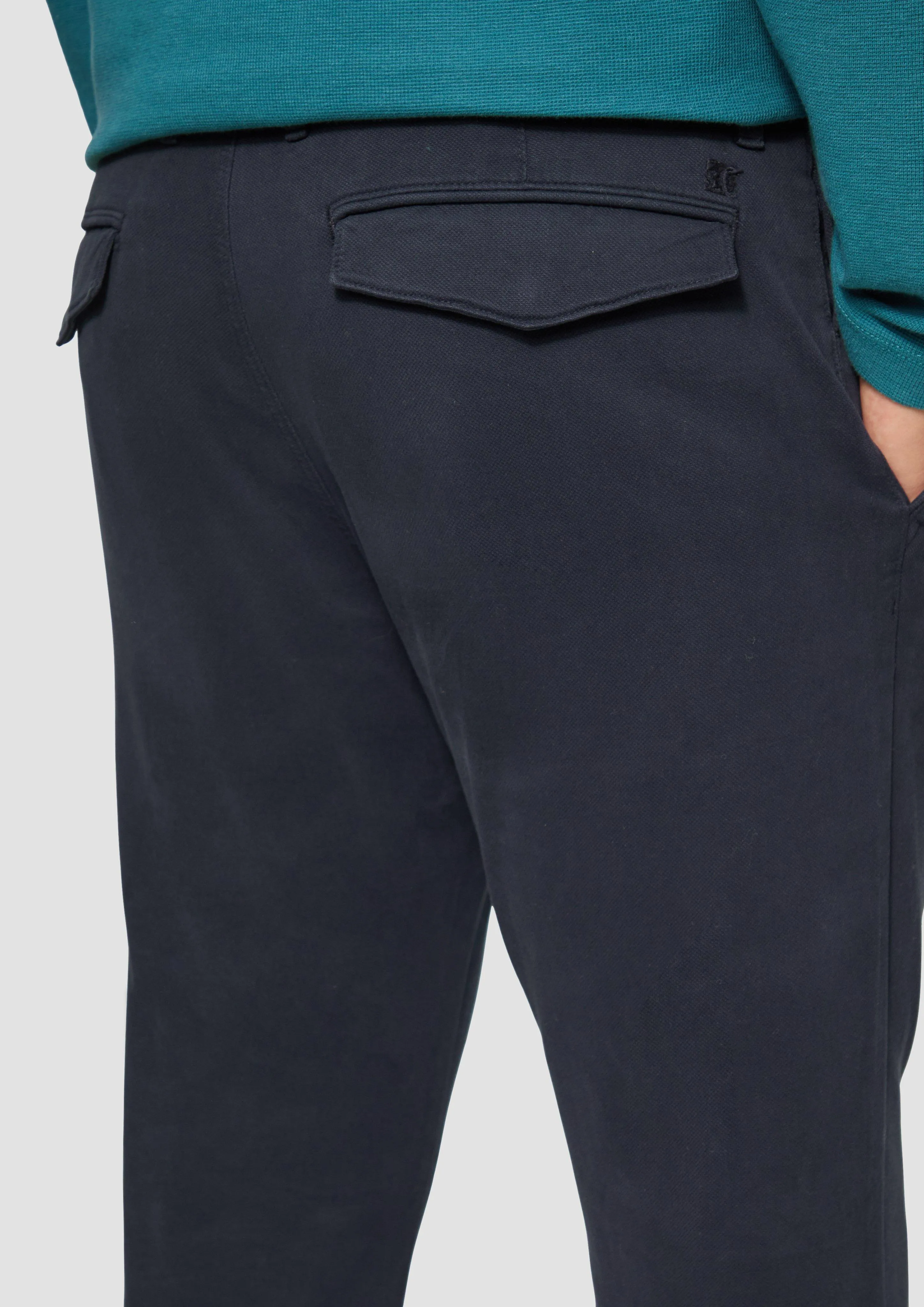 Regular fit: textured chinos made of stretch cotton